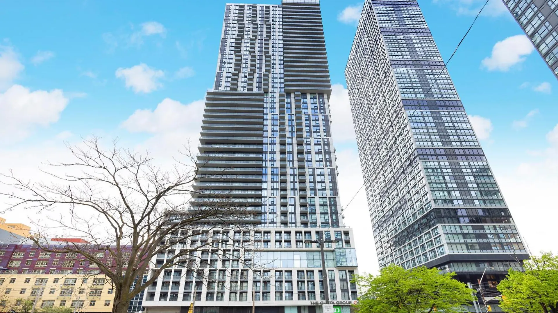 Luxury 2 Bedroom Apartment Toronto